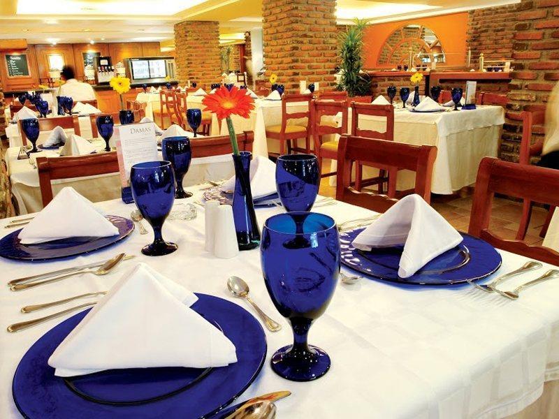 Emporio Reforma Hotel Mexico City Exterior photo A table set for fine dining